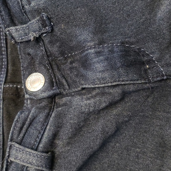 Levi's Navy Jean Shorts Classic Denim Style Girls Size 14 - Picture 3 of 6